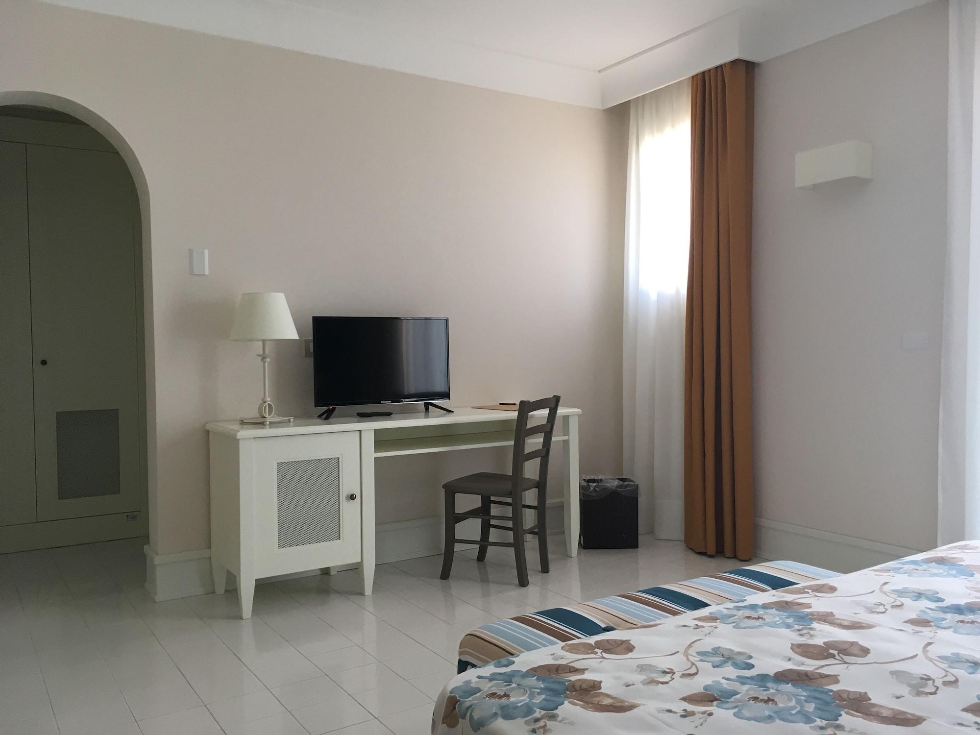 Hotel Danieli פוצאלו מראה חיצוני תמונה