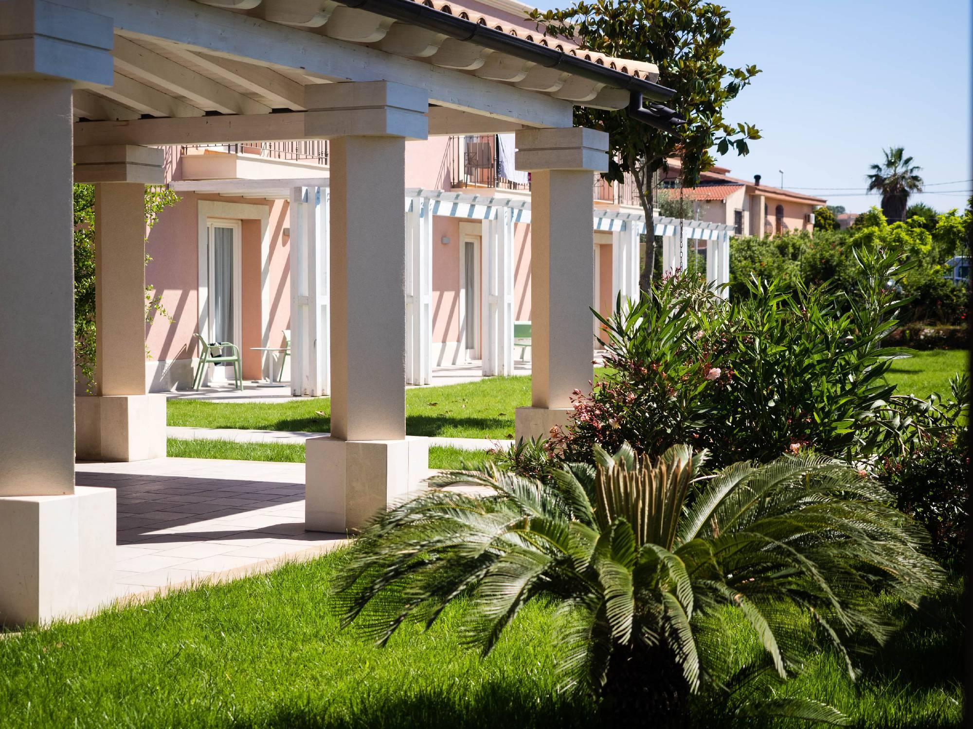 Hotel Danieli פוצאלו מראה חיצוני תמונה