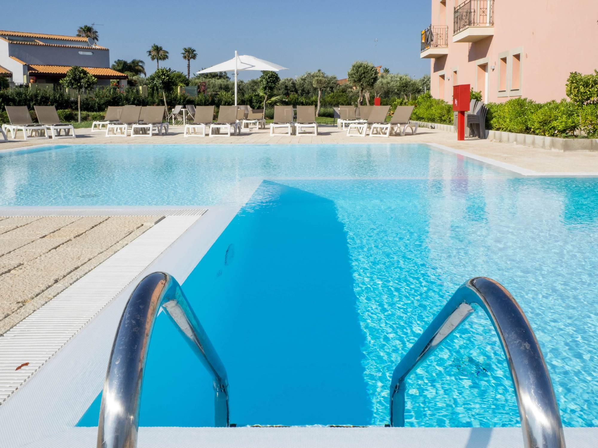 Hotel Danieli פוצאלו מראה חיצוני תמונה
