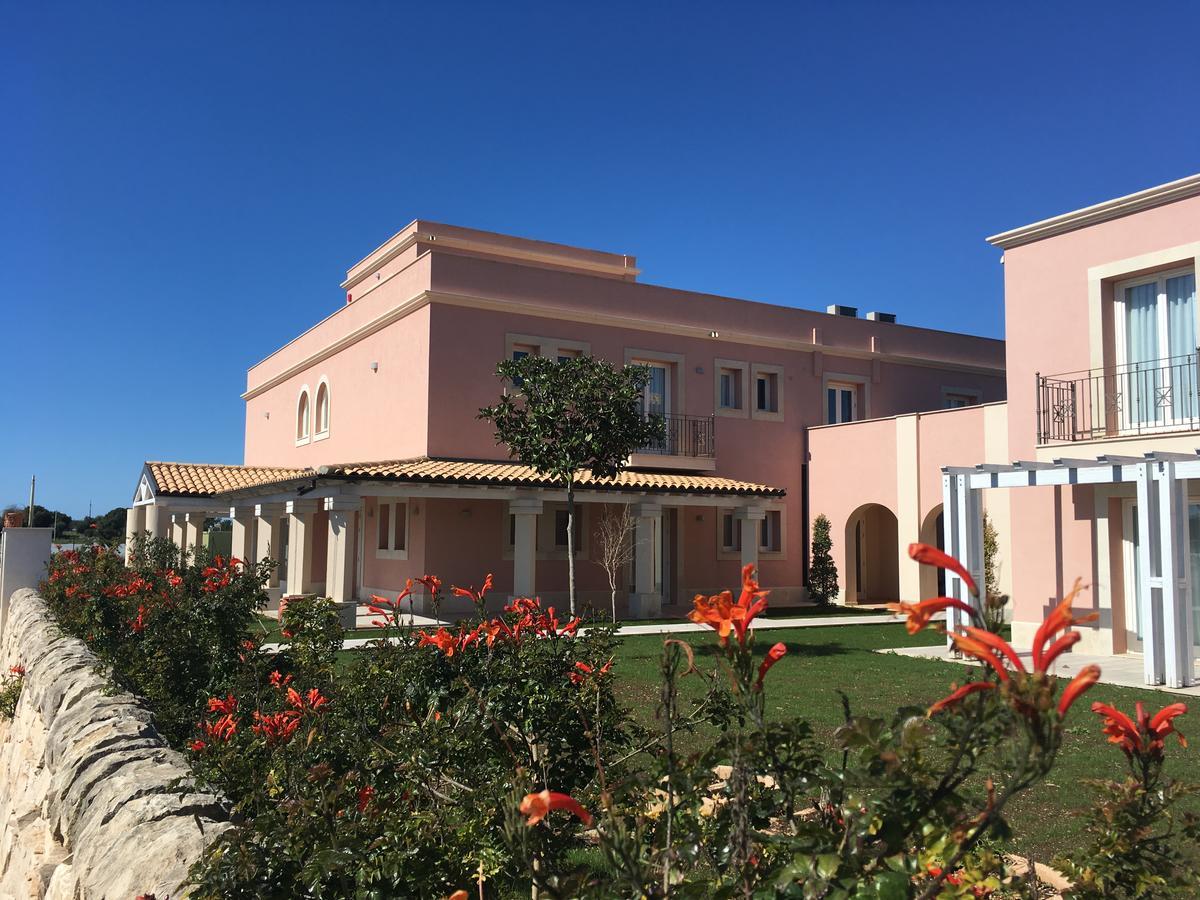 Hotel Danieli פוצאלו מראה חיצוני תמונה