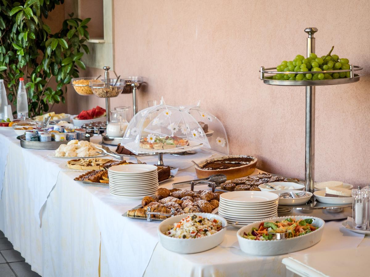 Hotel Danieli פוצאלו מראה חיצוני תמונה