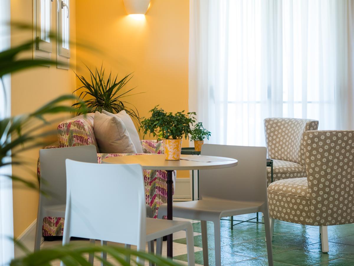 Hotel Danieli פוצאלו מראה חיצוני תמונה